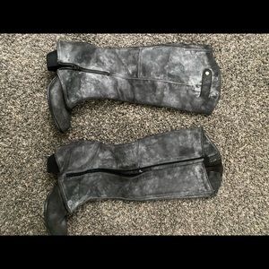 FERGIE BLACK TALL BOOTS